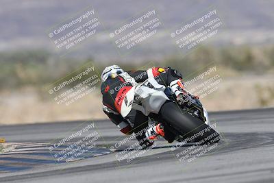 media/Dec-04-2025-Racers Edge (Thu) [[5ebc9f124d]]/2-A Group/5-Session 3 (Turn 14 Backside)/